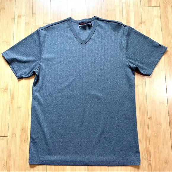 Guess Men’s V-neck T-Shirt Lightly Ribbed Grey Size Medium